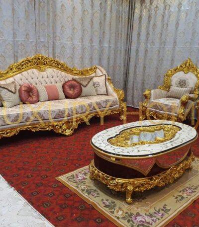 Royal Venice Salon